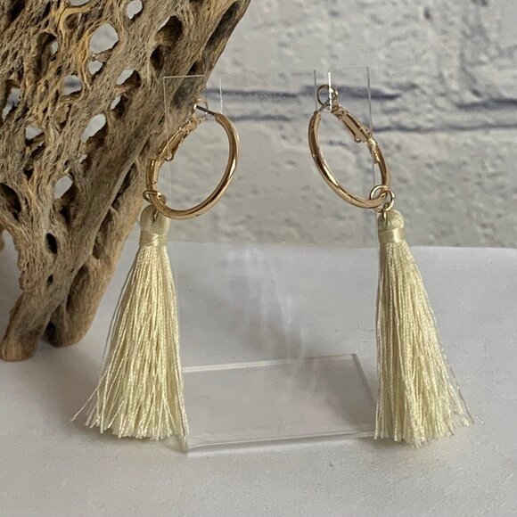 CREAM Tassel Drop Dangle Earrings - Picture 6 of 6